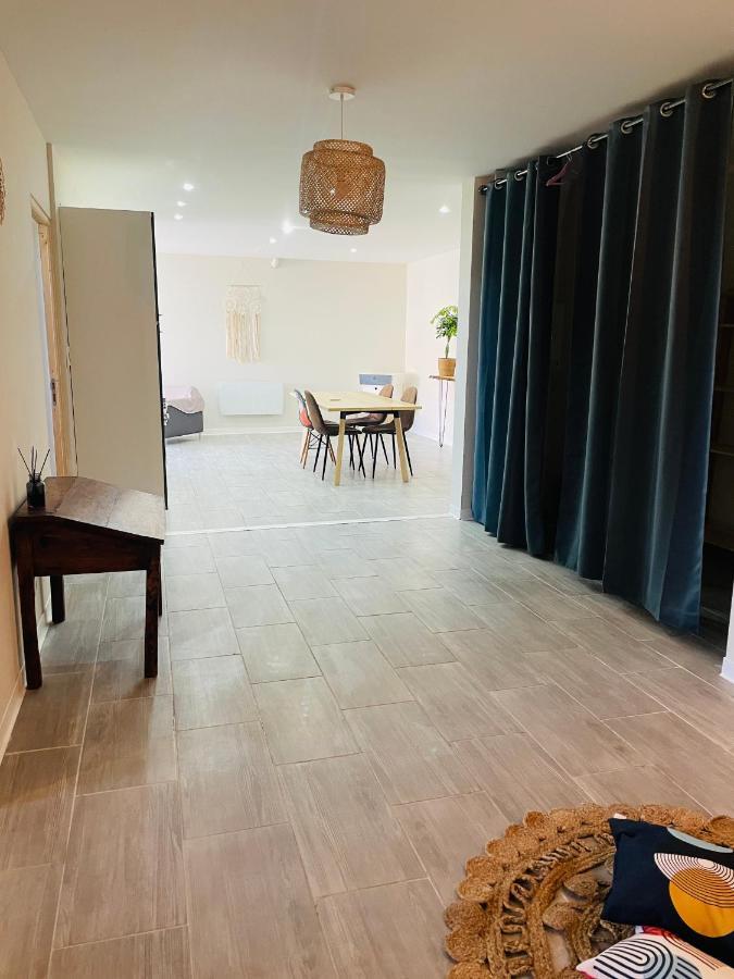 Arthes Appartement Saint Juery מראה חיצוני תמונה