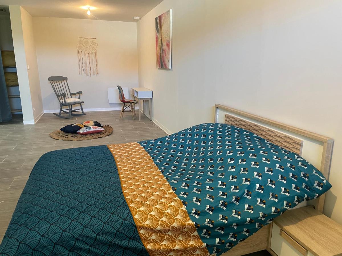 Arthes Appartement Saint Juery מראה חיצוני תמונה